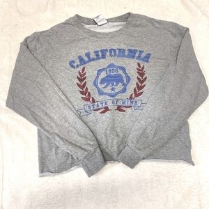 Cozy cropped sweater. Size small